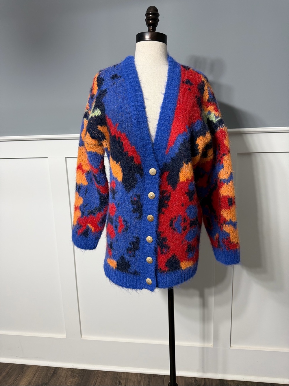 AKIRA Multicolor V-Neck Button Cardigan - Blue/Red/Orange